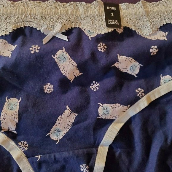 Torrid Curve NWT Plus Size 2 (18/20) Hipster Panty Abominable Snowman Yeti Rare - Picture 10 of 10